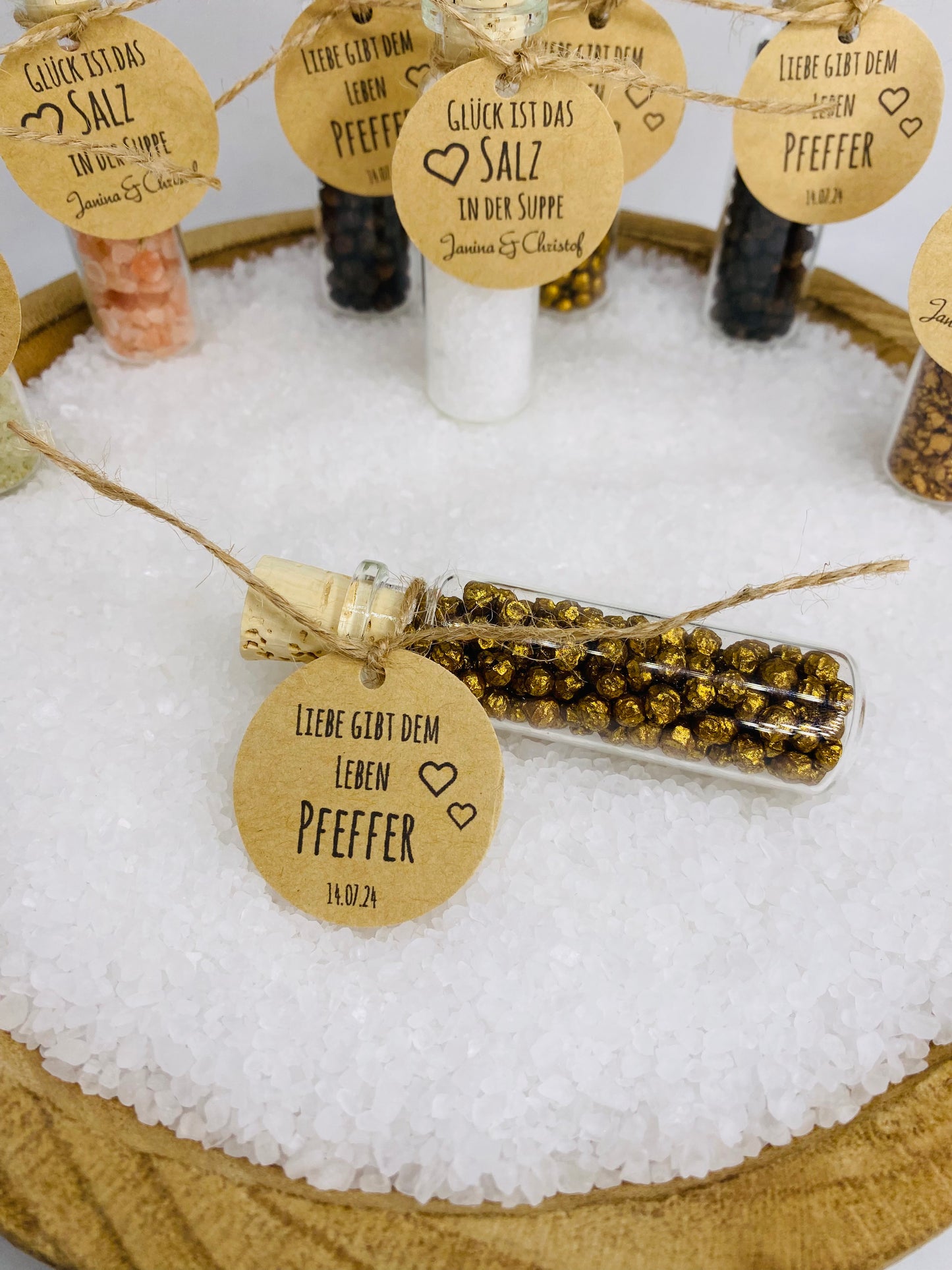 Delikate Erinnerungen: Exquisite Gastgeschenke mit Liebe zum Detail