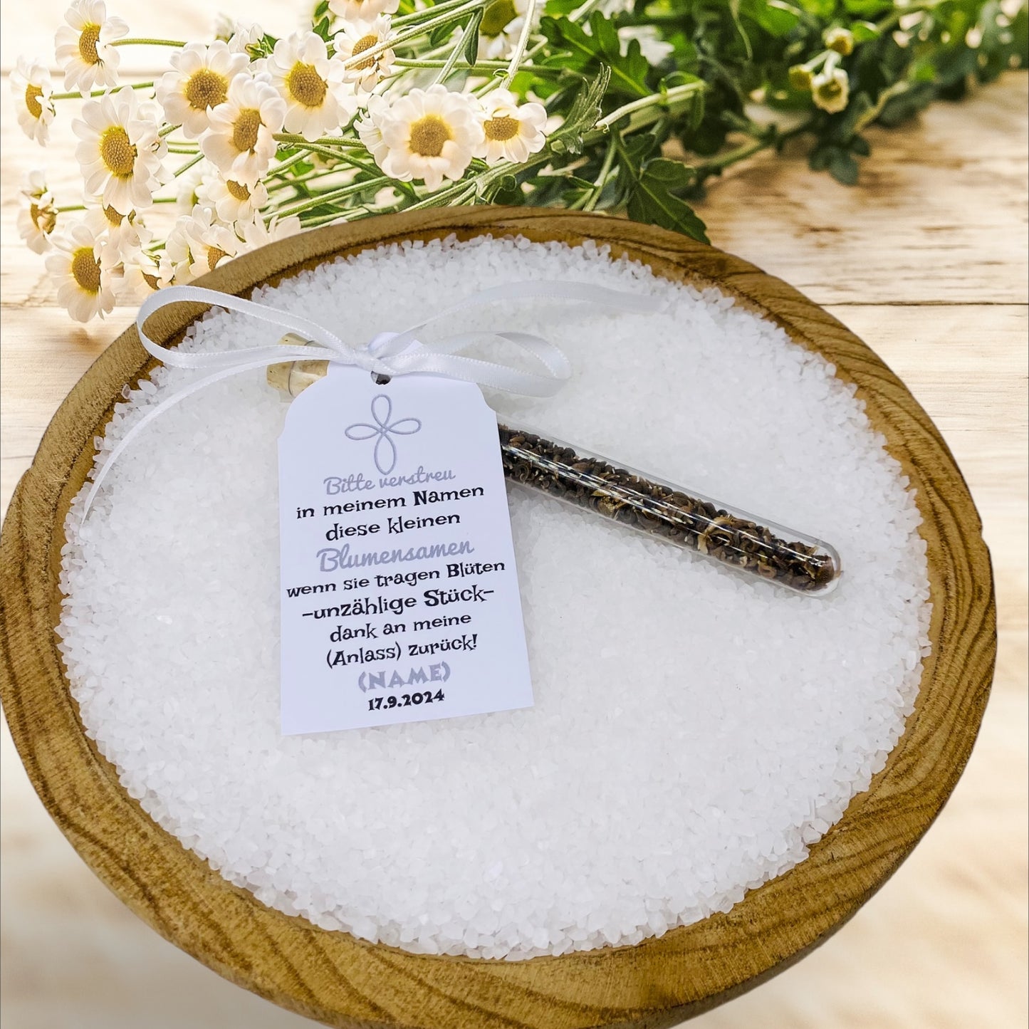 Eternal flowers: Unique guest gift for baptism, communion, confirmation. Personalized with name, occasion and date.