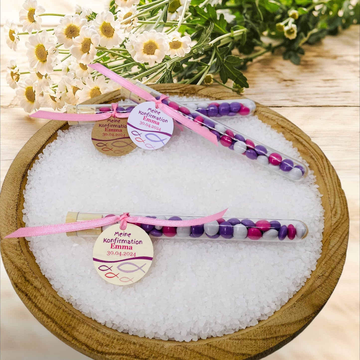 Harmonie in Süße und Stil: Personalisiertes Gastgeschenk für Taufe, Konfirmation und Kommunion