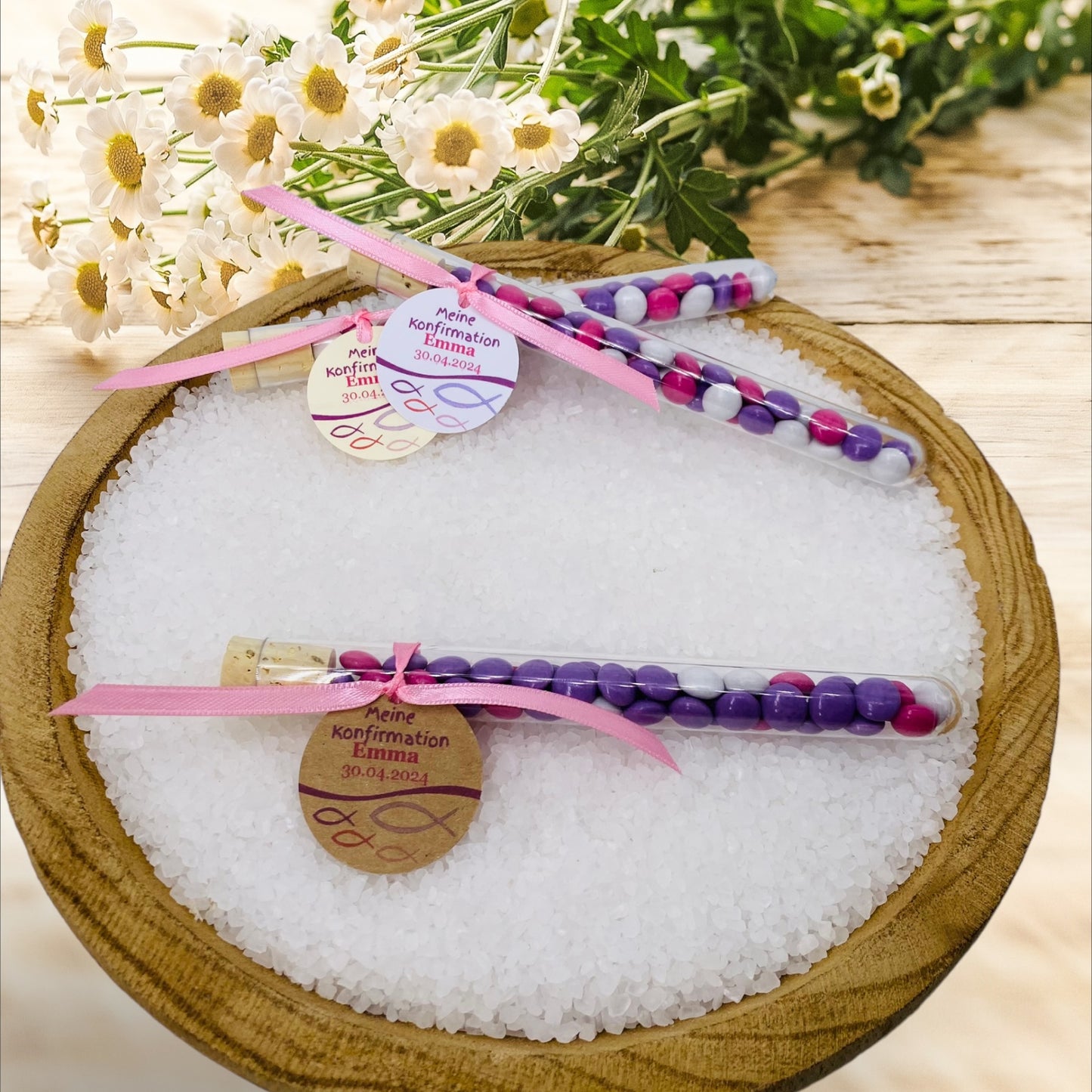 Harmonie in Süße und Stil: Personalisiertes Gastgeschenk für Taufe, Konfirmation und Kommunion