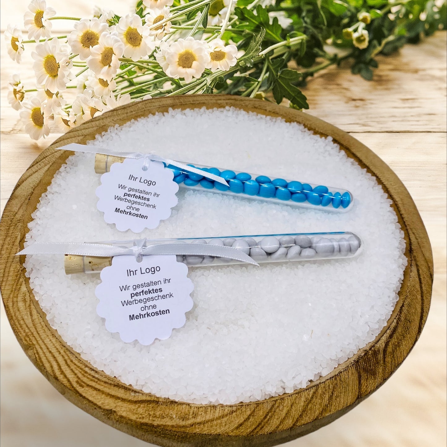 Promotional gifts with style Pendant Wave: Personalized test tubes for lasting impressions!