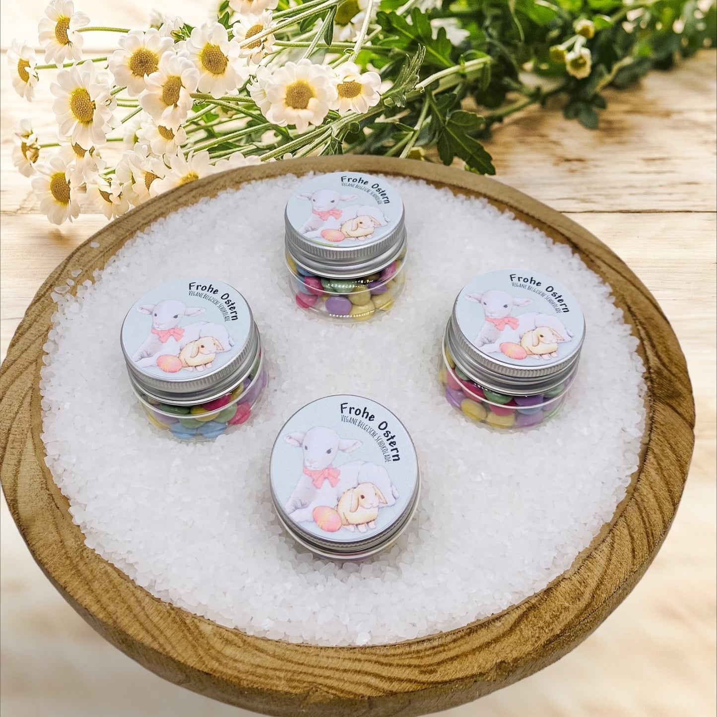 Ostergeschenk-kleingeschenke24-ostern-osterkorb-kleinigkeit-osterhase-schokolade-gastgeschenk-kleines-geschenk-giveaway-mitarbeiter-ideen-diy-kollegen-arbeitskollegen-freunde-verwandte-tischdeko