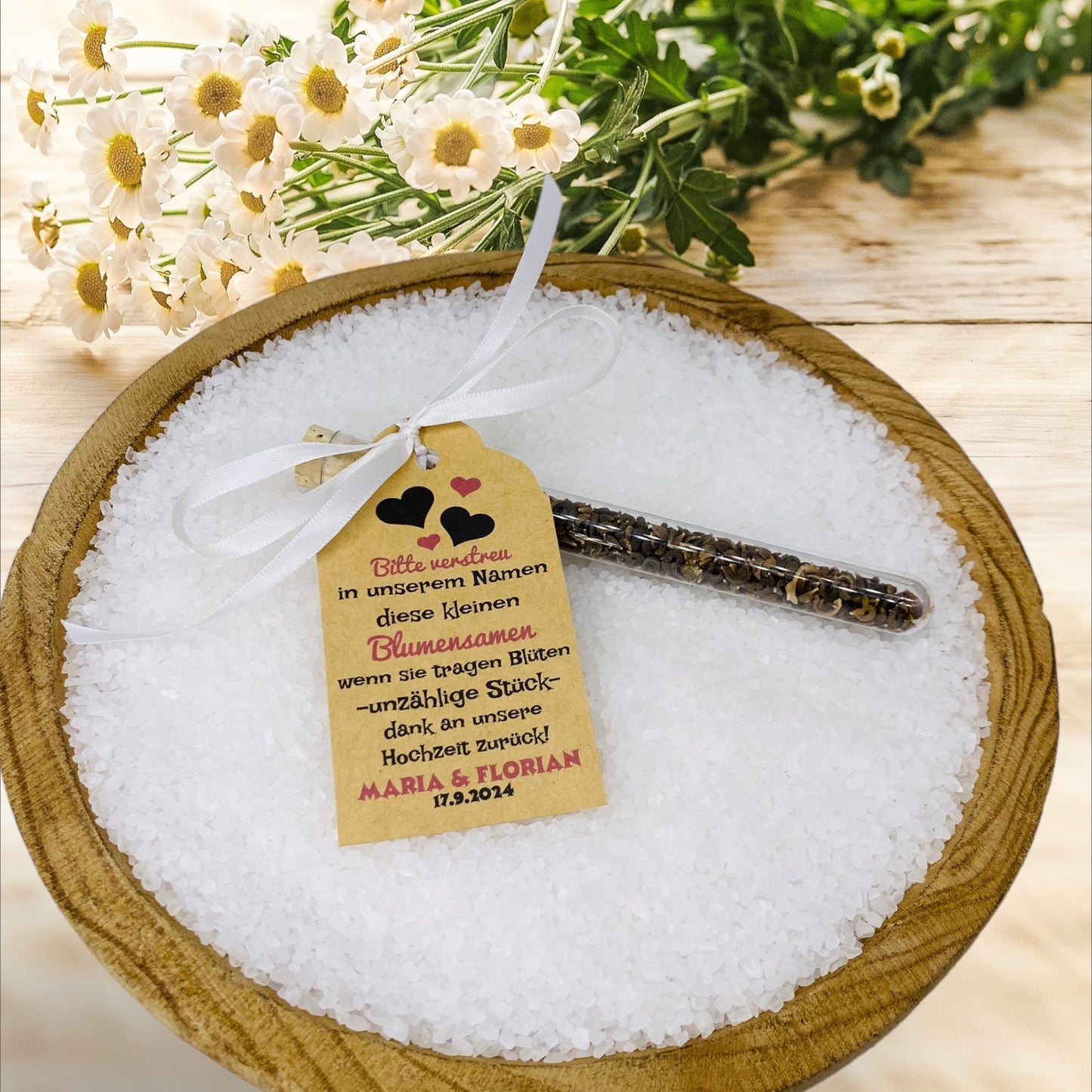 Blooming seeds in a test tube: Personalized guest gift for unforgettable moments *HEARTS*