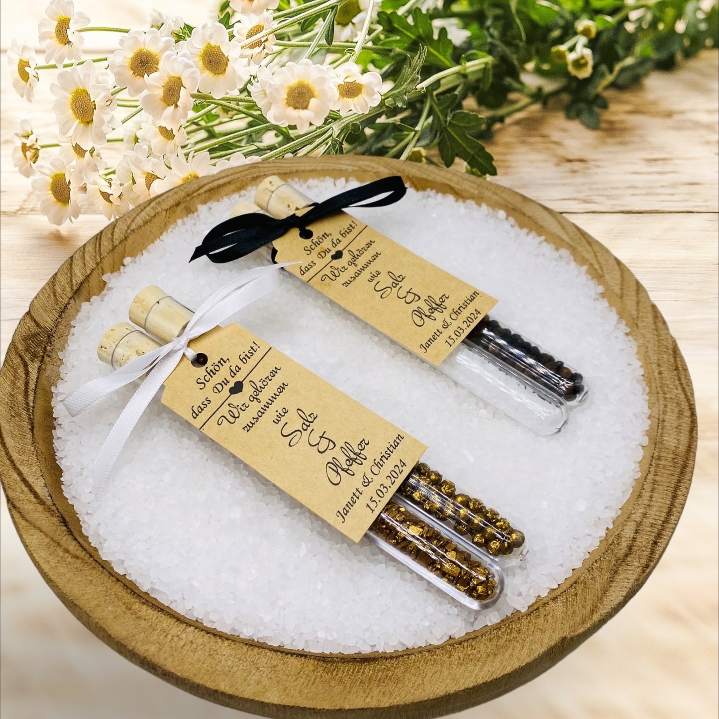 Personalized test tubes with salt and pepper, tied together with love, statement for unforgettable wedding moments!