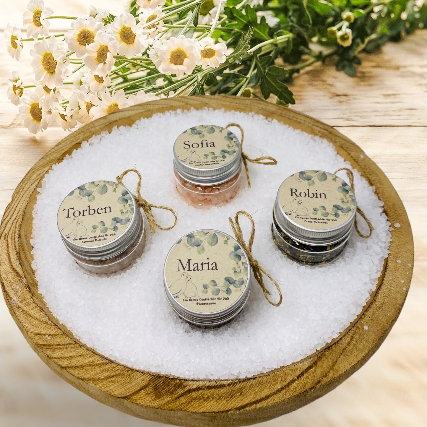 Guest gift deluxe: place cards and guest gift in one. Unique pots, unforgettable moments! 45 different contents to choose from